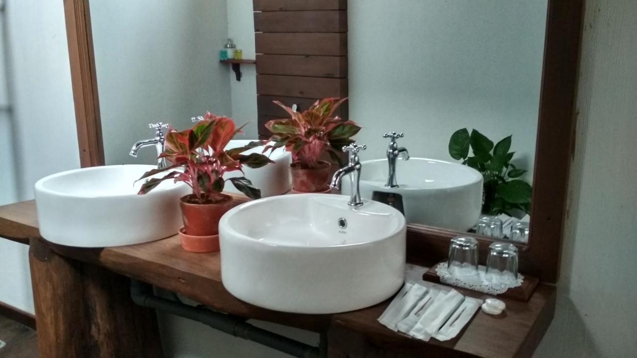 Bayu Lestari Island Resort Mersing Εξωτερικό φωτογραφία